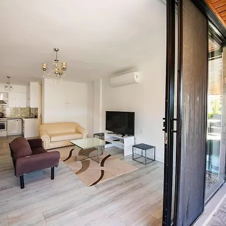 Ferienhaus Mona - Huzur Ve Sakinlik Sunan Ortak Havuzlu Ev