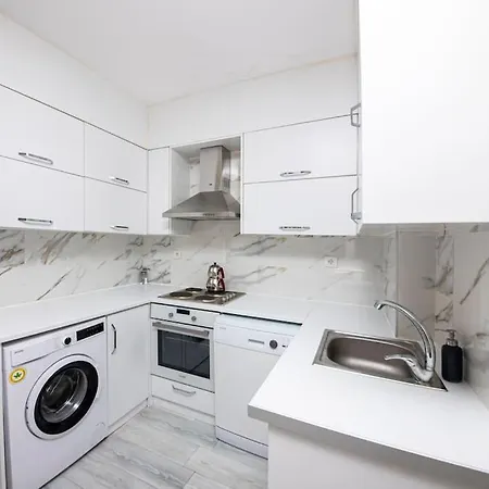 Ferienhaus Mona - Huzur Ve Sakinlik Sunan Ortak Havuzlu Ev Meselik
